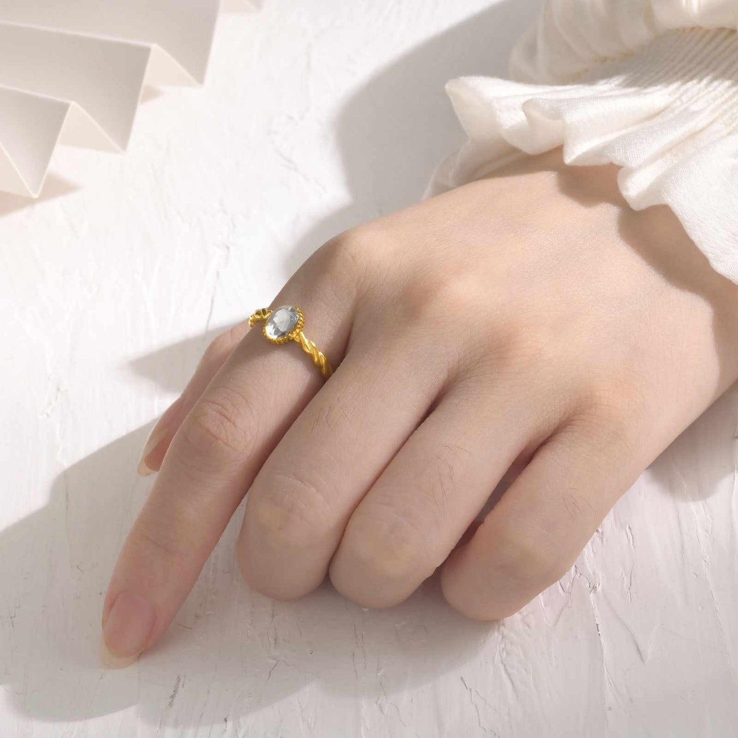 Bague Cible Avec Pierre