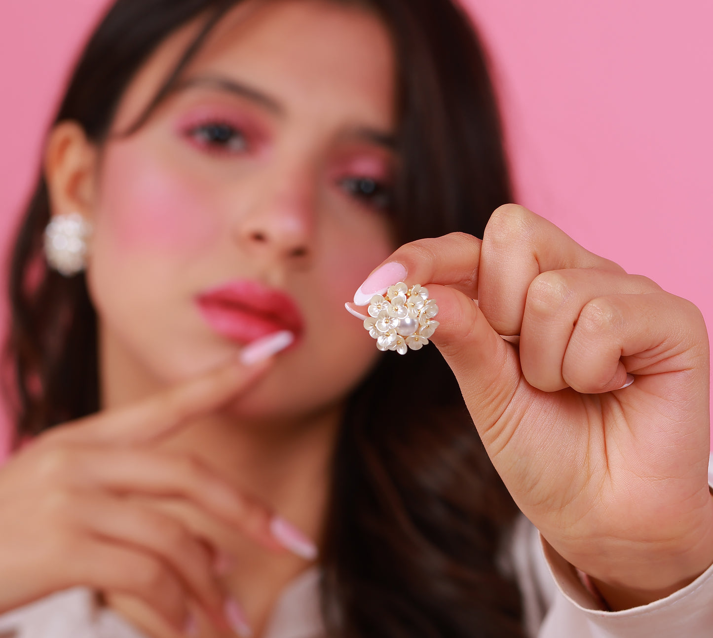 Boucle D'oreille Narcissus White