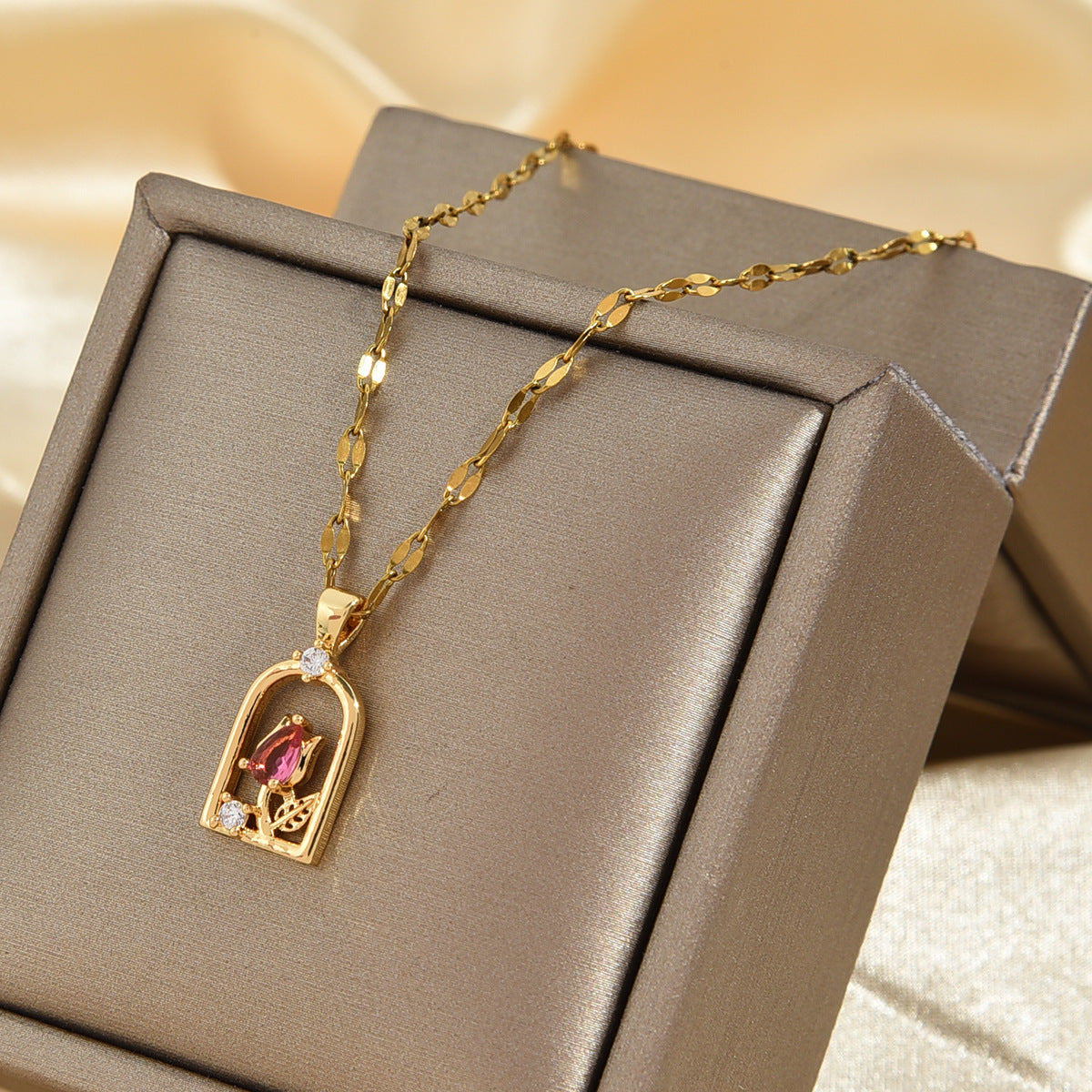 Collier - Red Flower