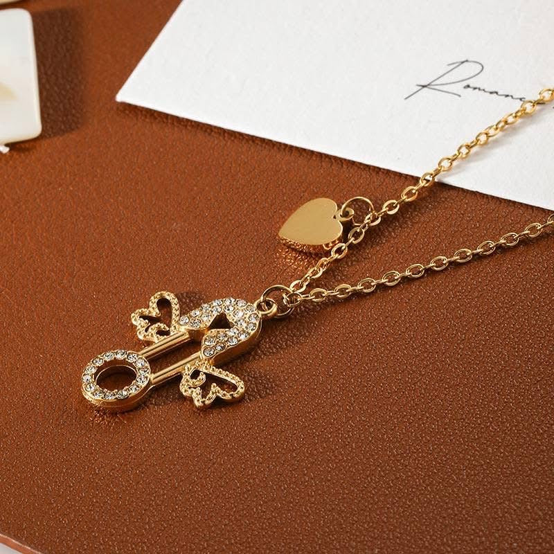 Collier Whispering love