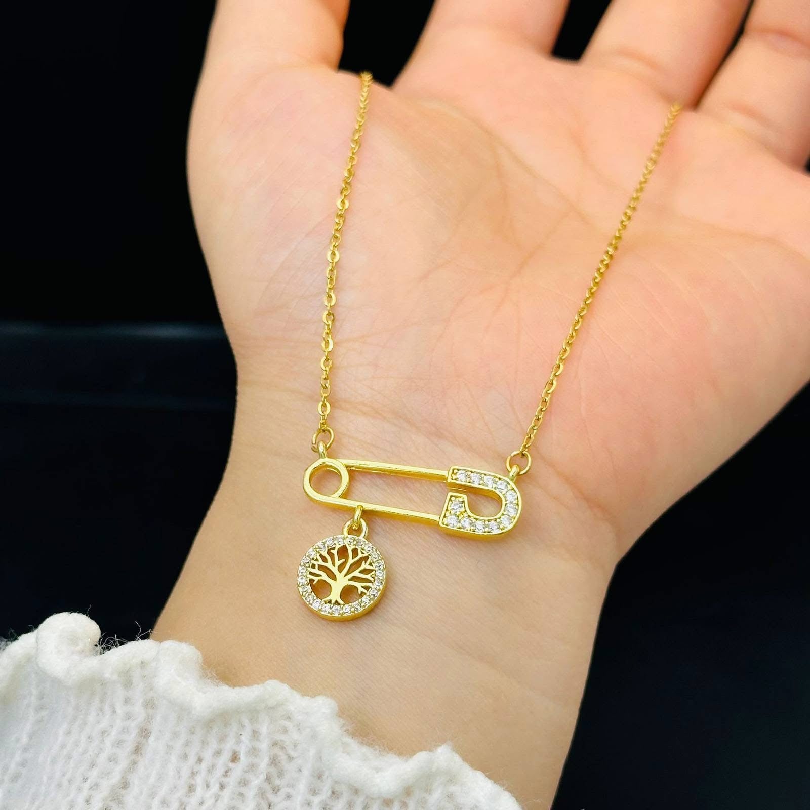 Collier Regalia