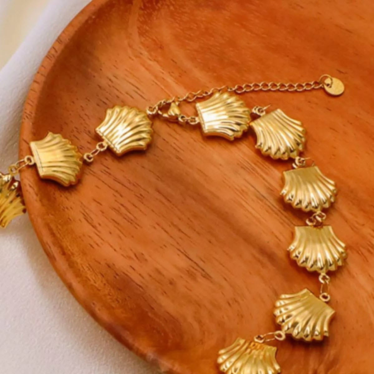 Gold - Shell - Bracelet