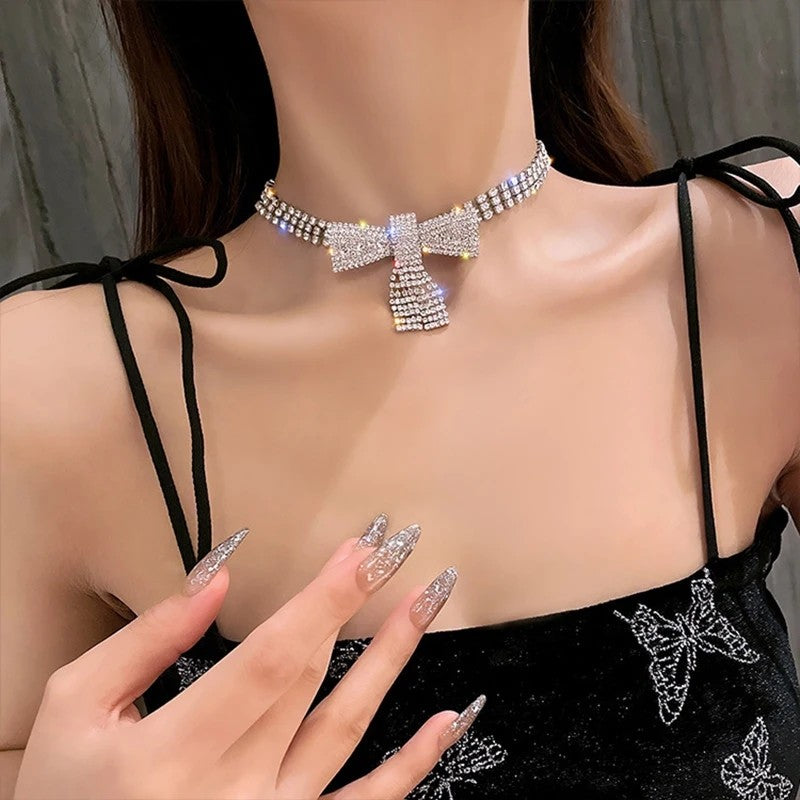 Collier Choker Papillon