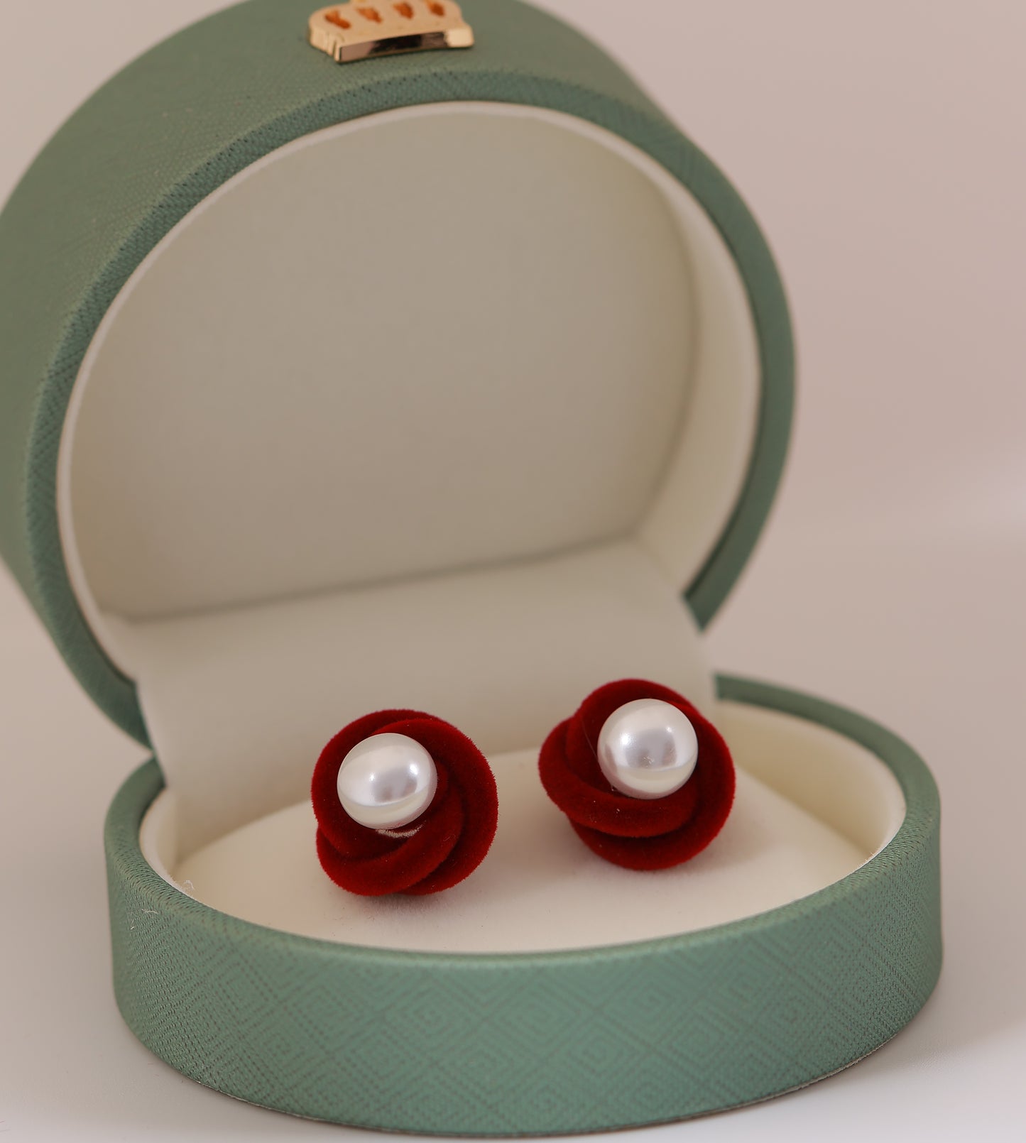 Boucle D'oreille Rubin red