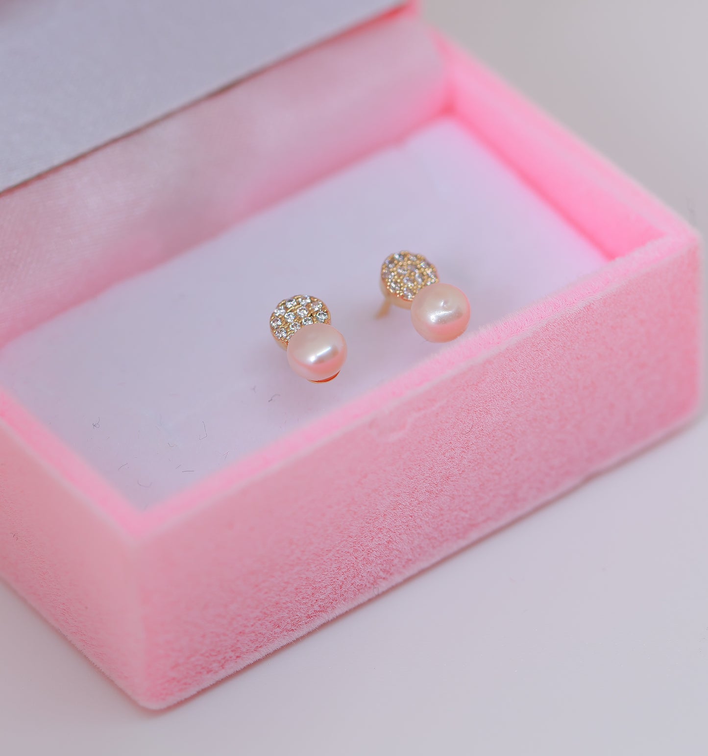 Boucle D'oreille A Simple White