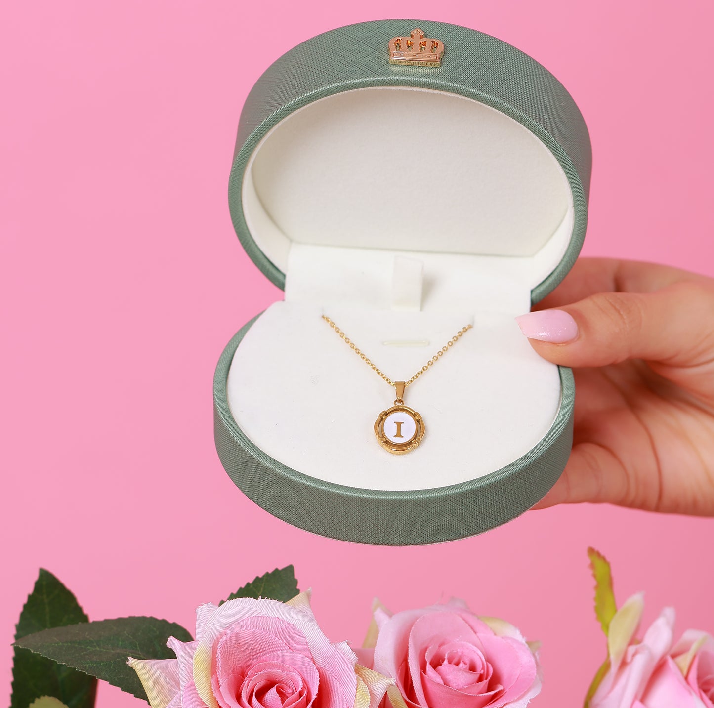 Collier Alphabets