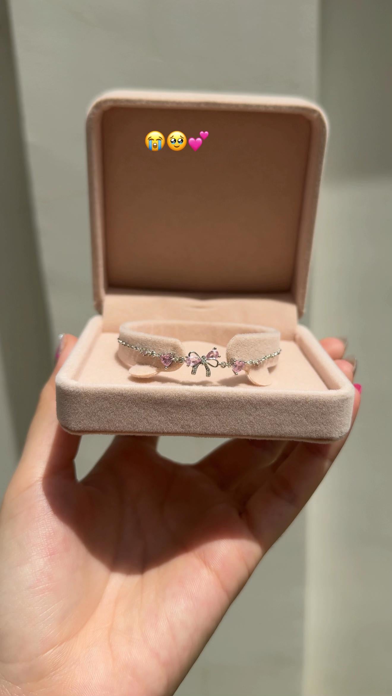 Bracelet - A Real Independents