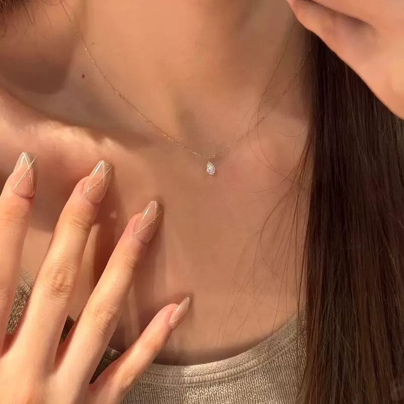 Collier - Tear Dropped