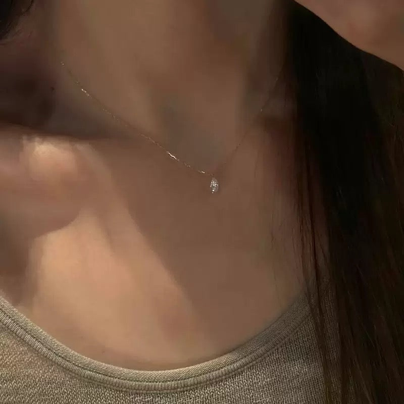 Collier - Tear Dropped