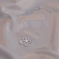 Collier Rose Blossom
