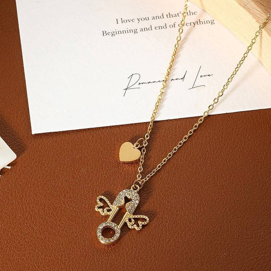 Collier Whispering love