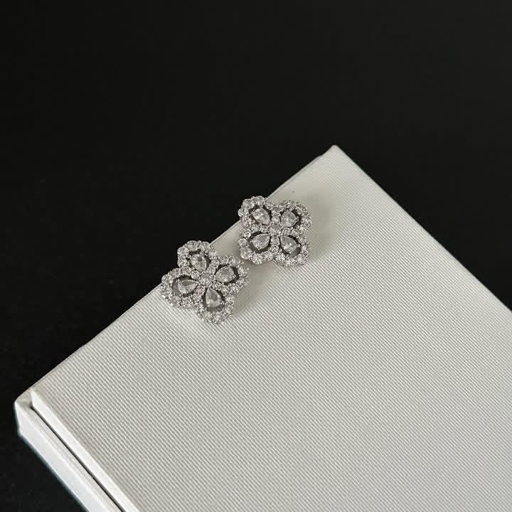 Boucle D'oreille Magnolia Rose