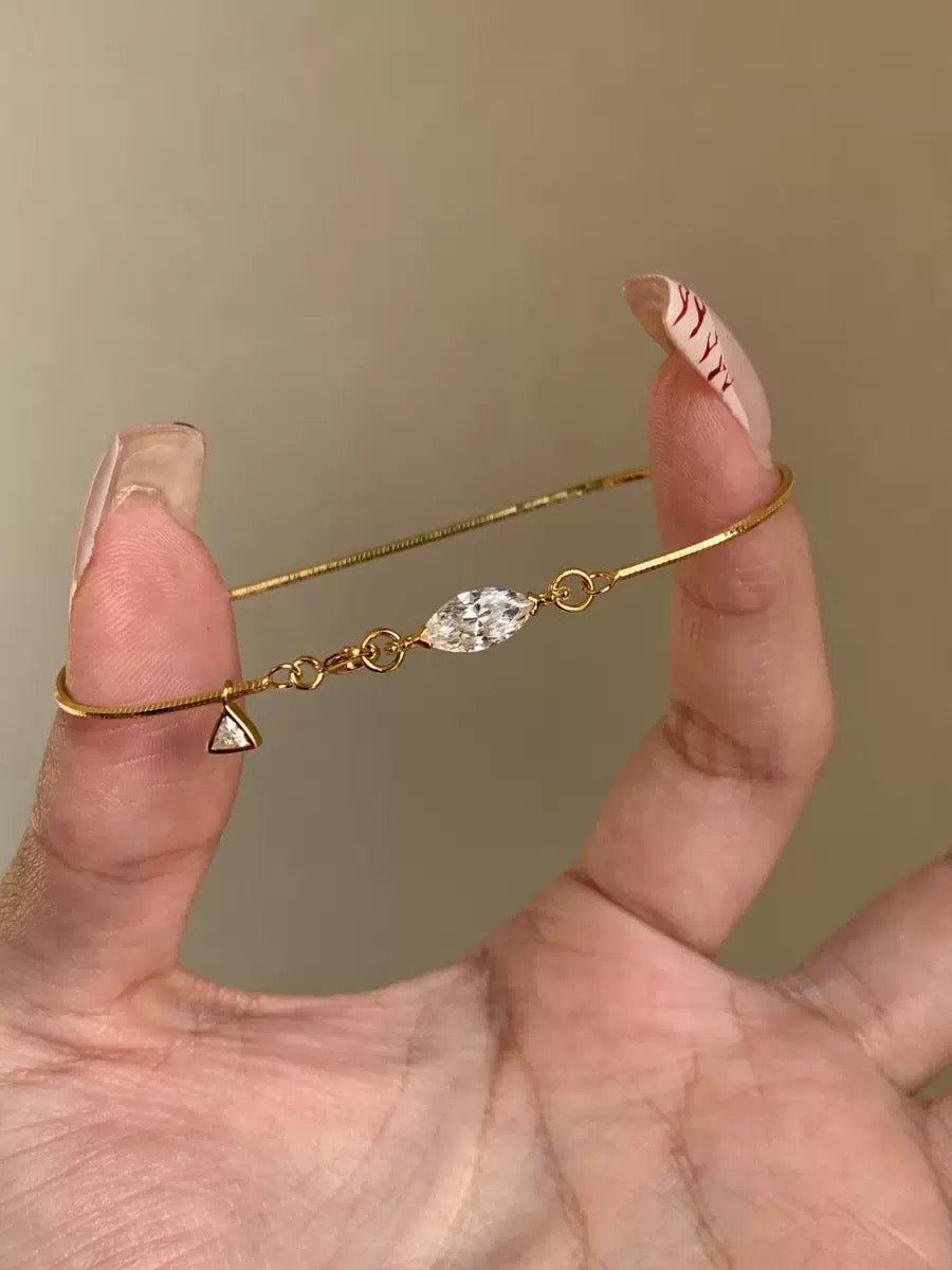 Bracelet - Marquise - Golden White