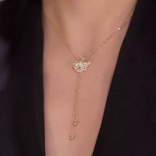 Collier - Swan Magic fit