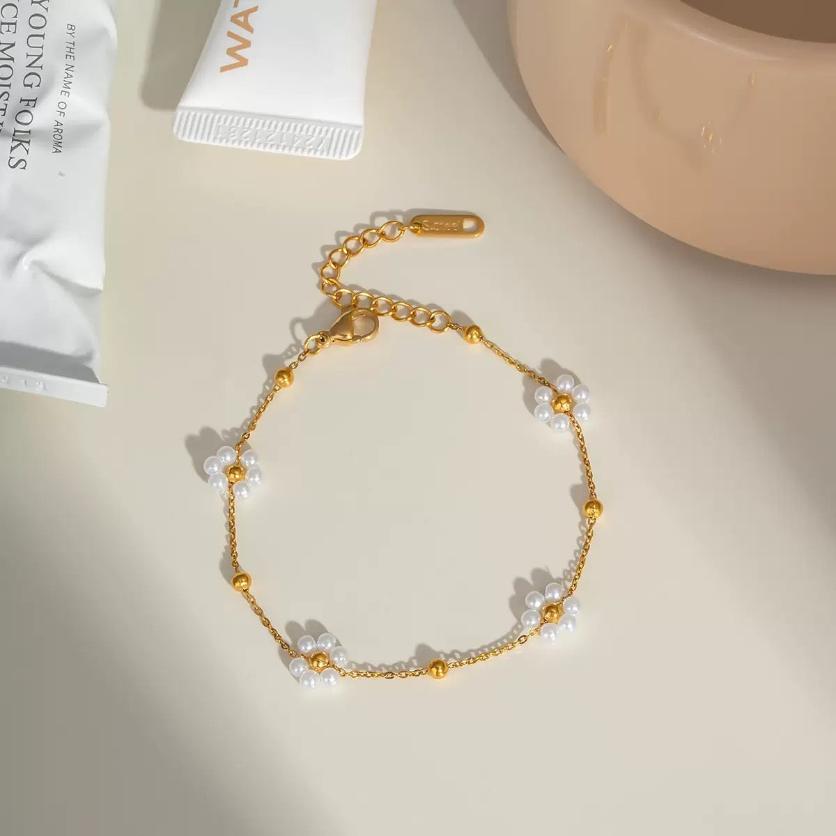 Set - The White Flowers